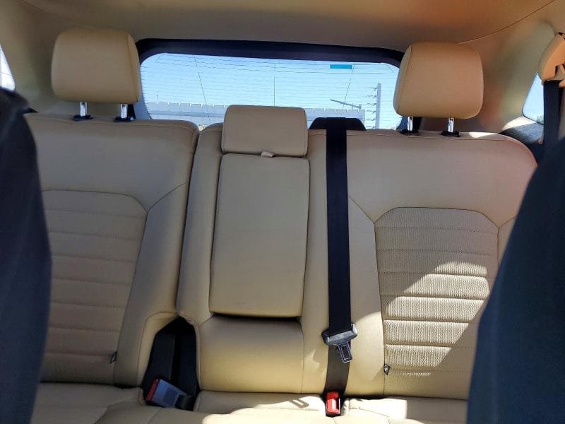 2019 FORD EDGE SE 10
