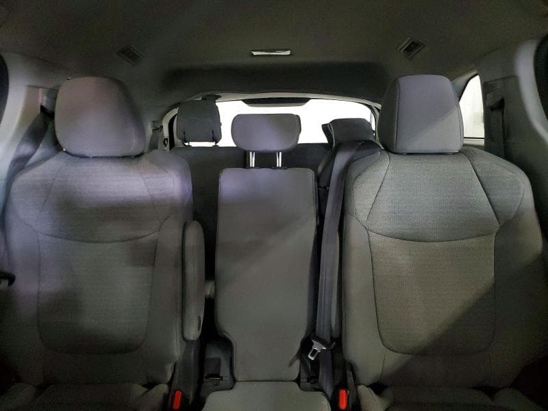 2021 TOYOTA SIENNA LE LE 10
