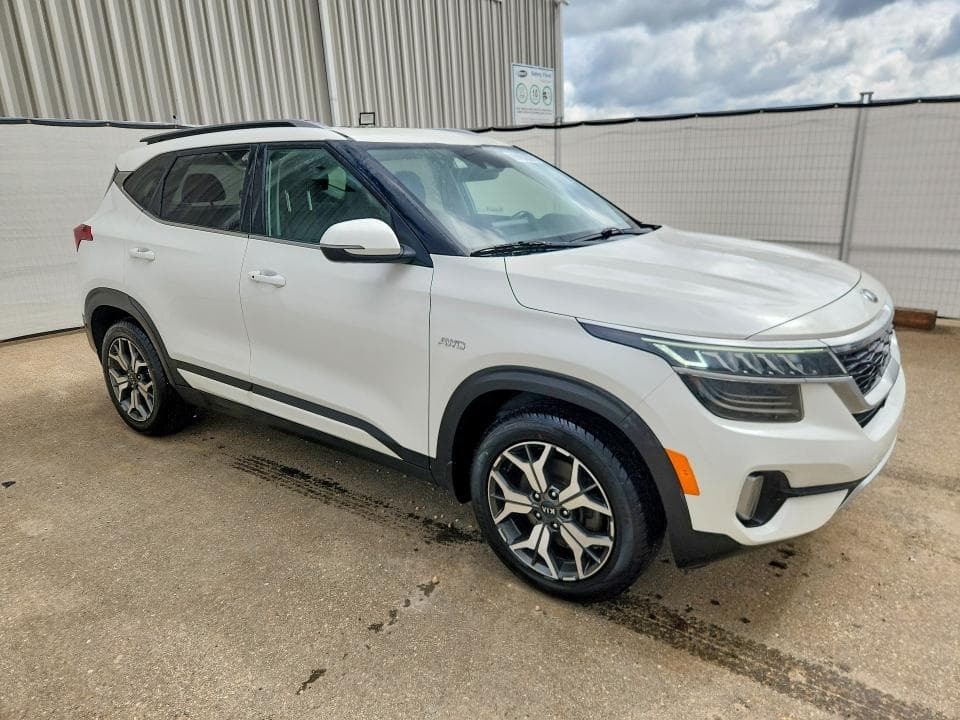 2021 KIA SELTOS EX 4