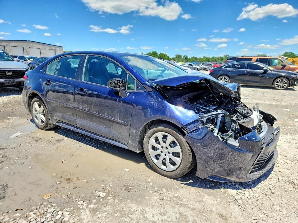 2023 TOYOTA COROLLA LE 4