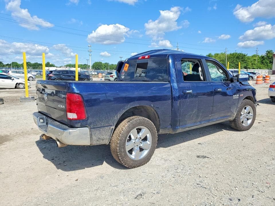 2016 RAM 1500 SLT 3