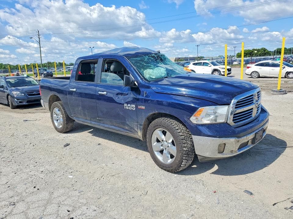 2016 RAM 1500 SLT 4