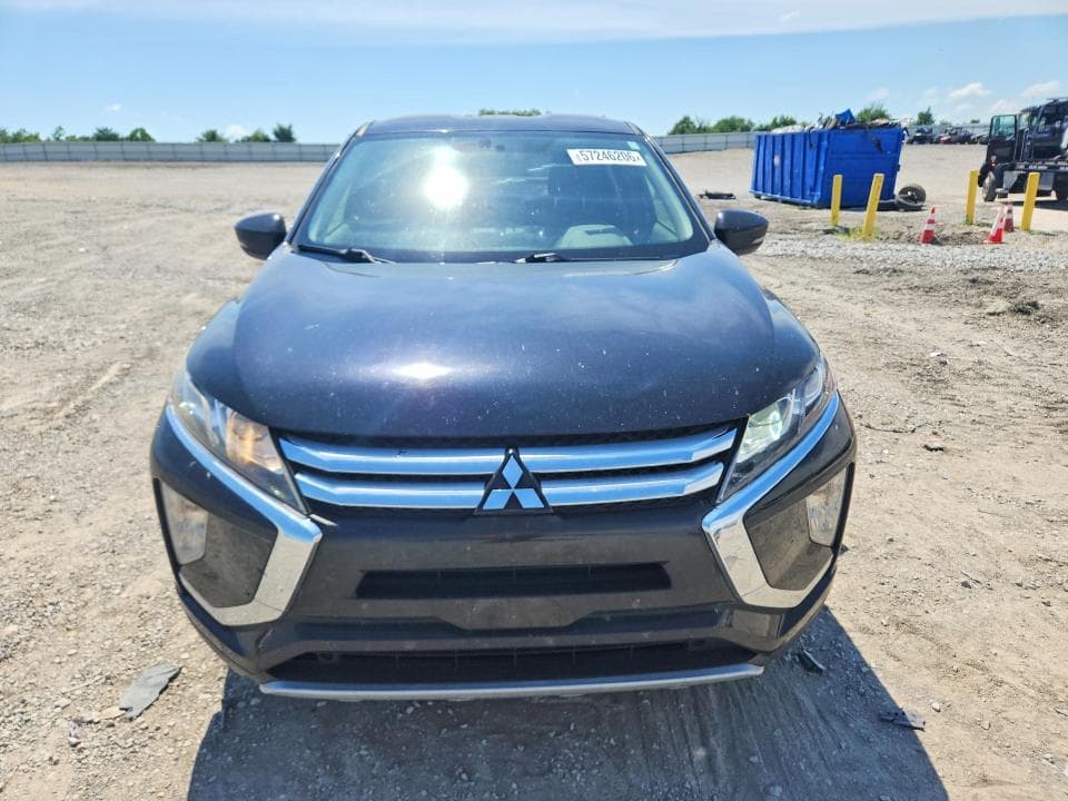 2018 MITSUBISHI ECLIPSE CROSS SE 5