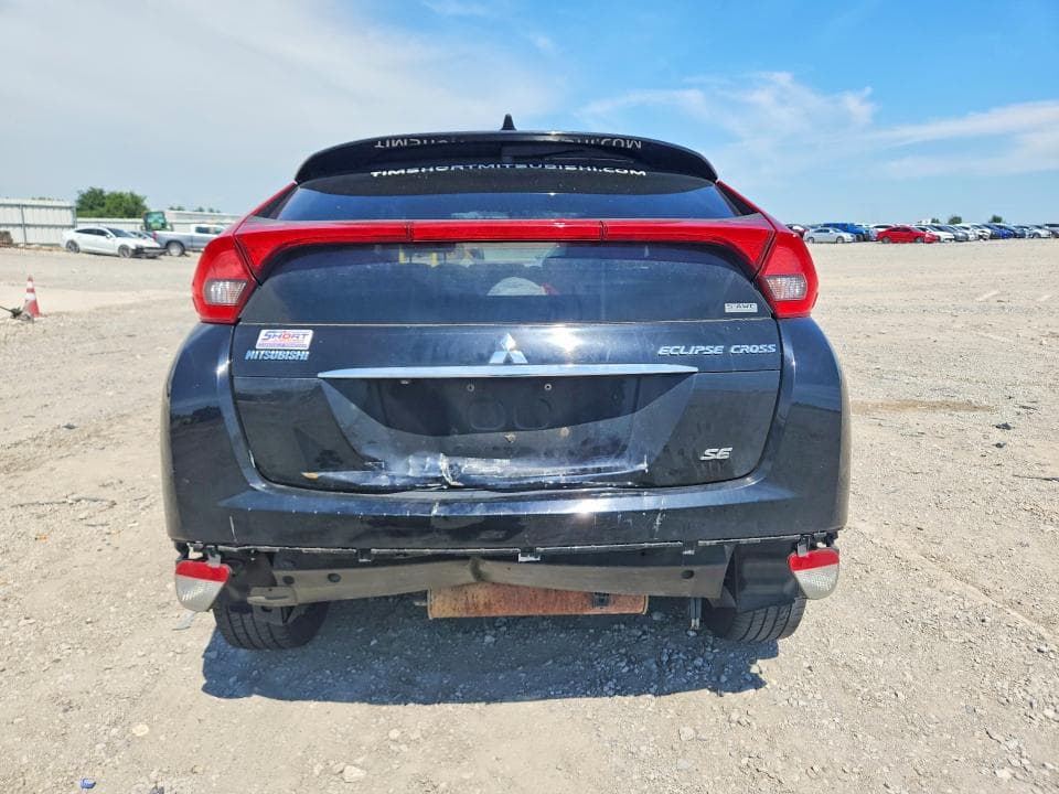 2018 MITSUBISHI ECLIPSE CROSS SE 6
