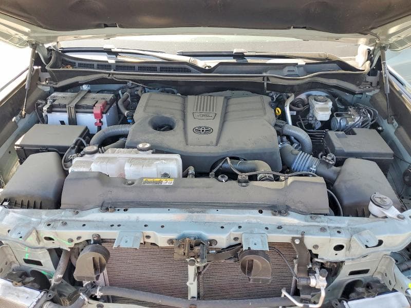 2025 TOYOTA TUNDRA SR5 11