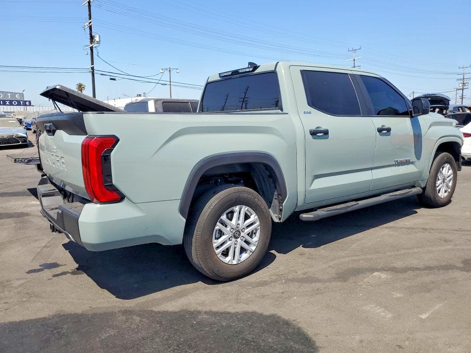 2025 TOYOTA TUNDRA SR5 3