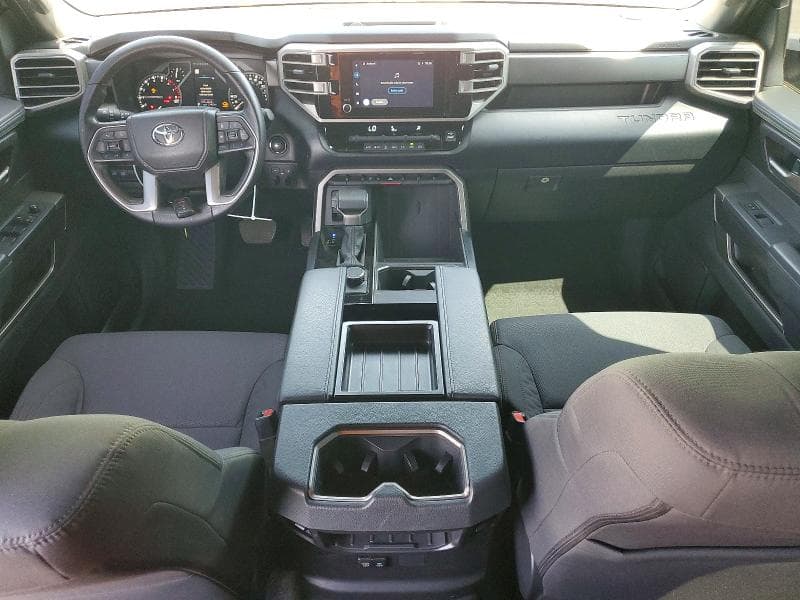 2025 TOYOTA TUNDRA SR5 8