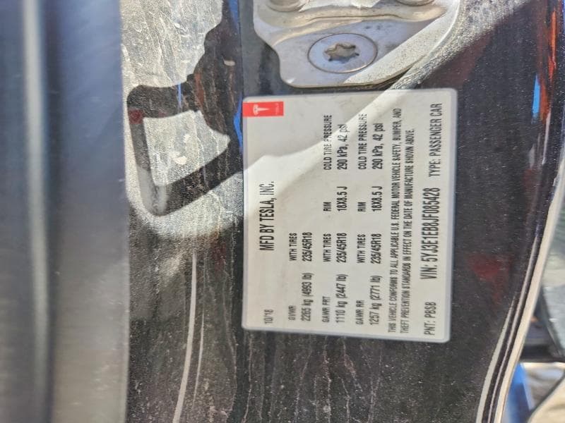 2018 TESLA MODEL 3 12