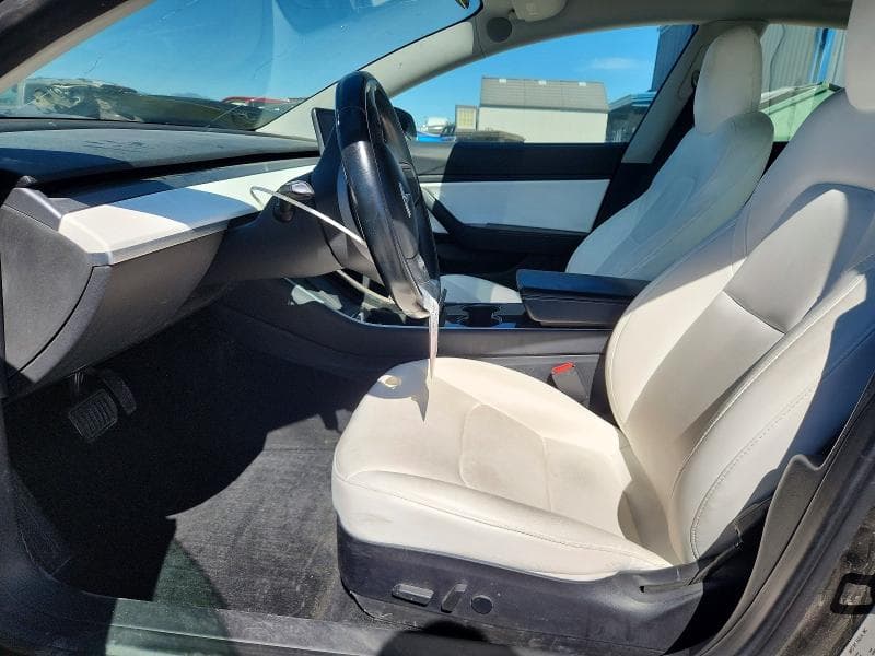 2018 TESLA MODEL 3 7