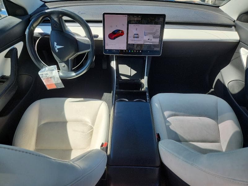 2018 TESLA MODEL 3 8