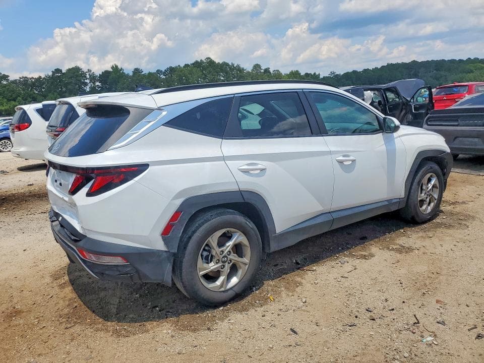 2024 HYUNDAI TUCSON SEL 3