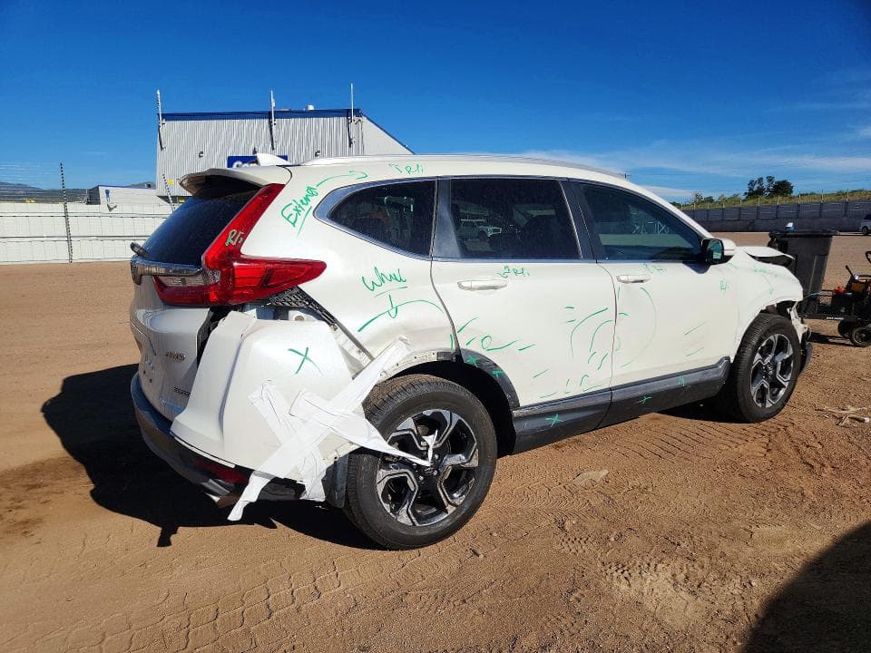 2018 HONDA CR-V TOURING 3