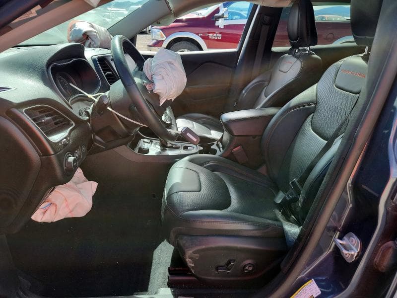 2019 JEEP CHEROKEE TRAILHAWK 7