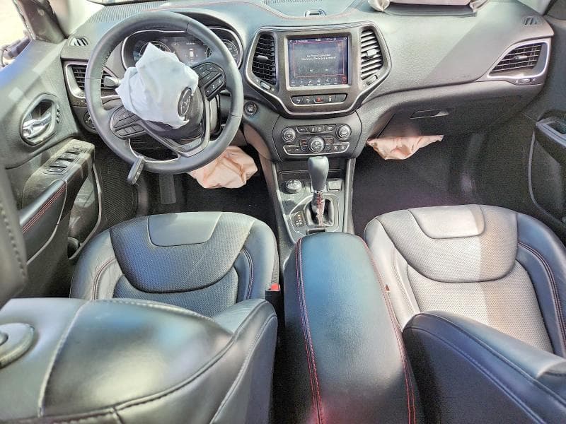 2019 JEEP CHEROKEE TRAILHAWK 8