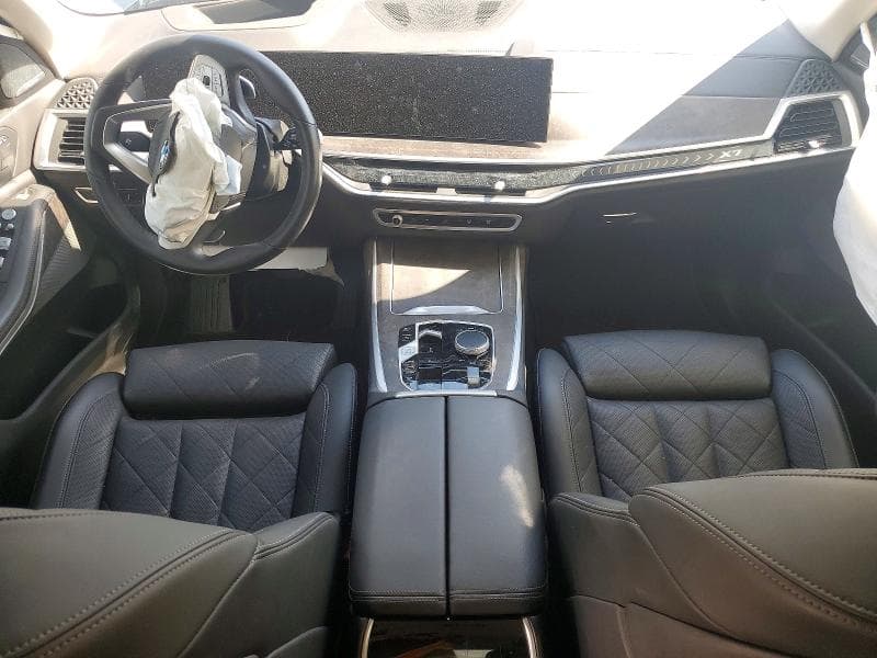 2023 BMW X7 XDRIVE40I 8