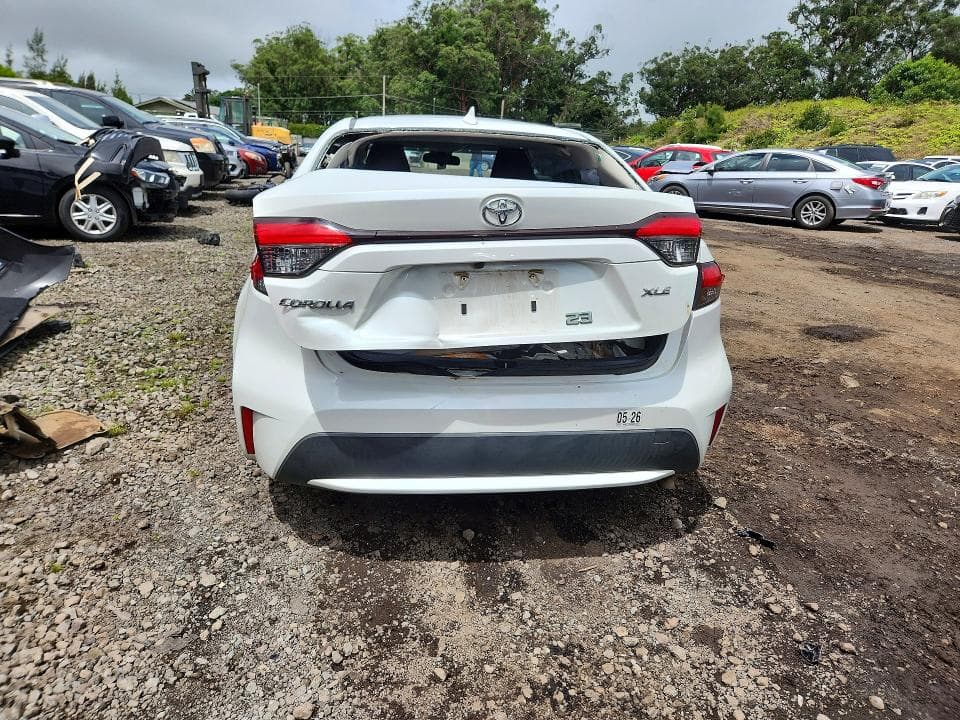 2022 TOYOTA COROLLA XLE 6