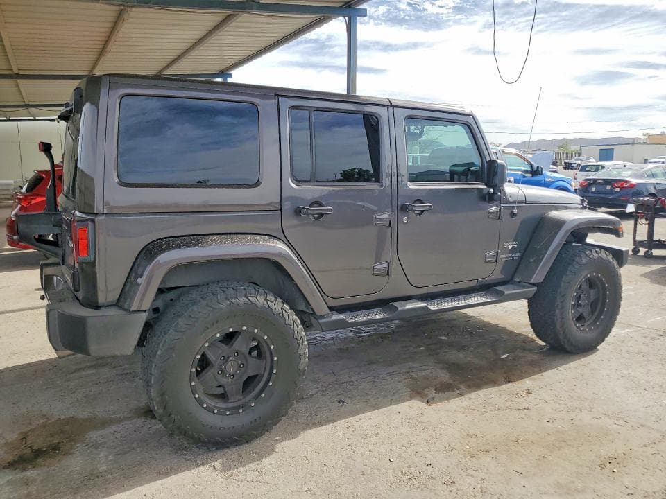 2017 JEEP WRANGLER UNLIMITED SAHARA 3