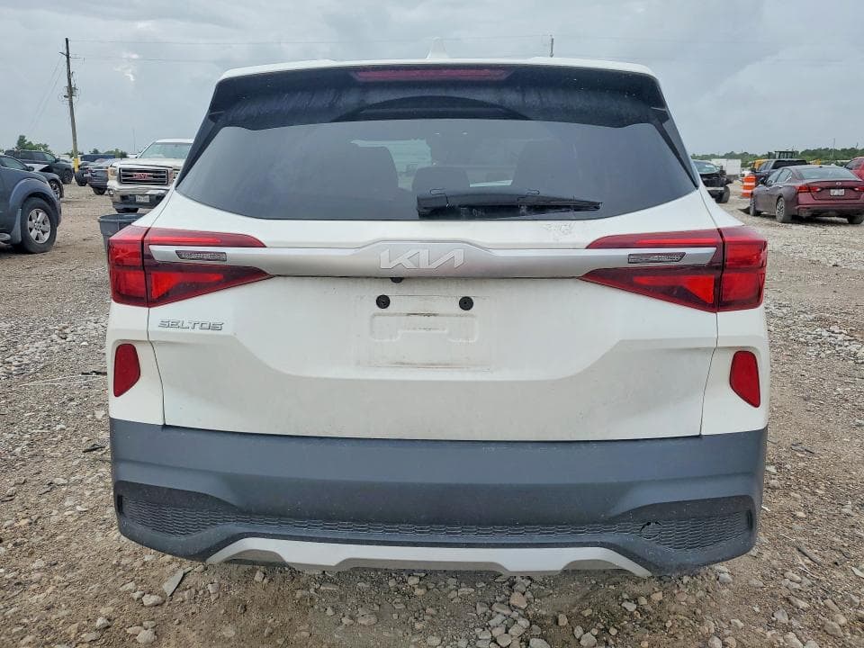 2023 KIA SELTOS LX LX 6