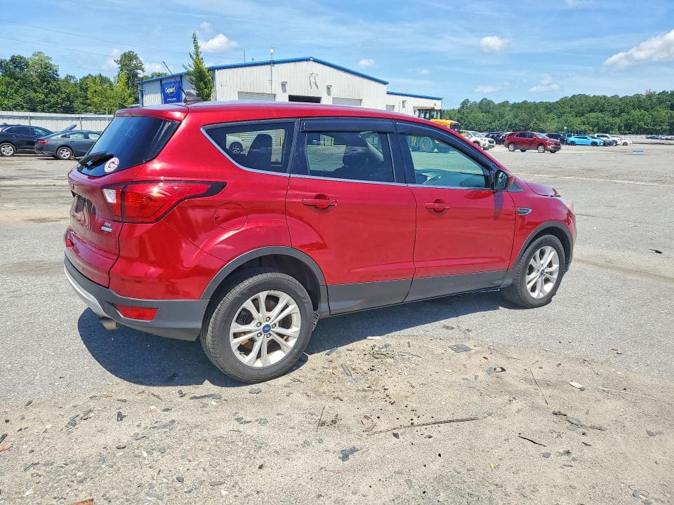 2019 FORD ESCAPE SE SE 3