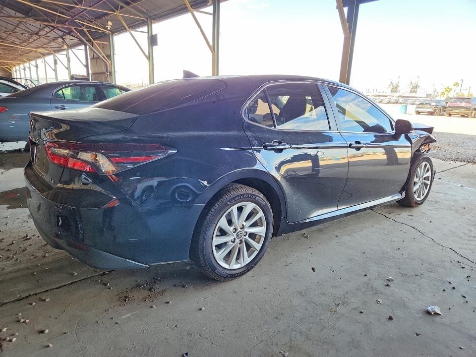 2023 TOYOTA CAMRY LE 3