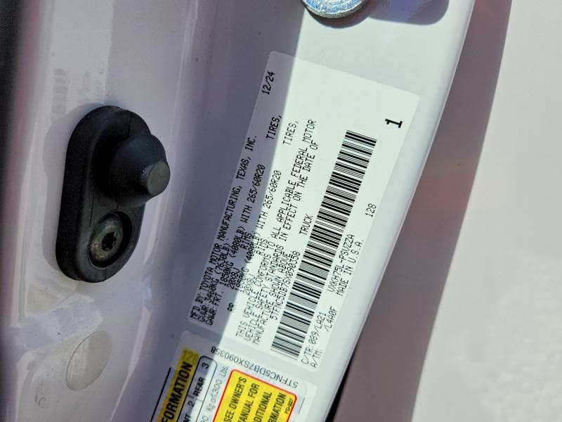 2025 TOYOTA TUNDRA PLATINUM HV 12