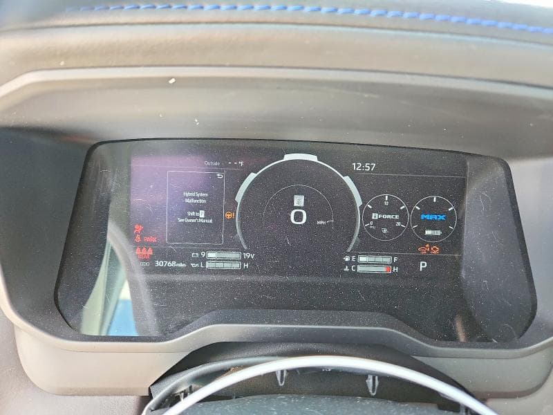 2025 TOYOTA TUNDRA PLATINUM HV 9