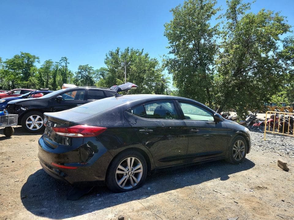 2018 HYUNDAI ELANTRA SEL SEL 4