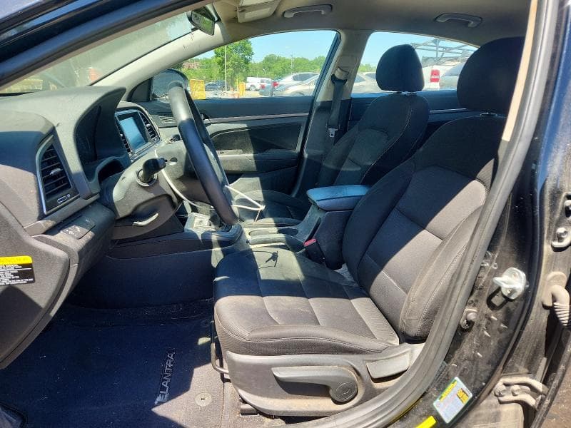 2018 HYUNDAI ELANTRA SEL SEL 8
