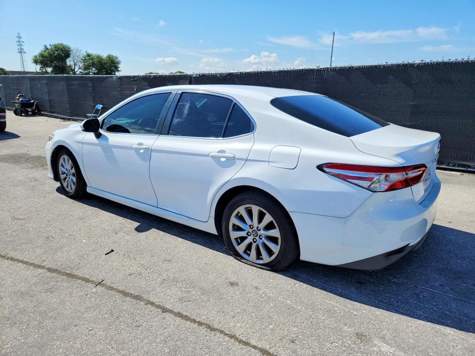 2018 TOYOTA CAMRY LE LE 3