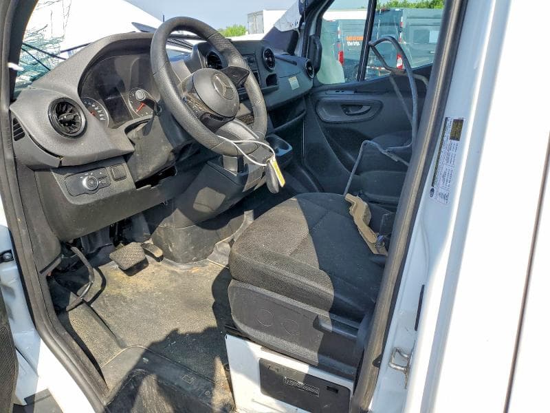 2025 MERCEDES-BENZ SPRINTER 2500 DELIVERY VAN 7