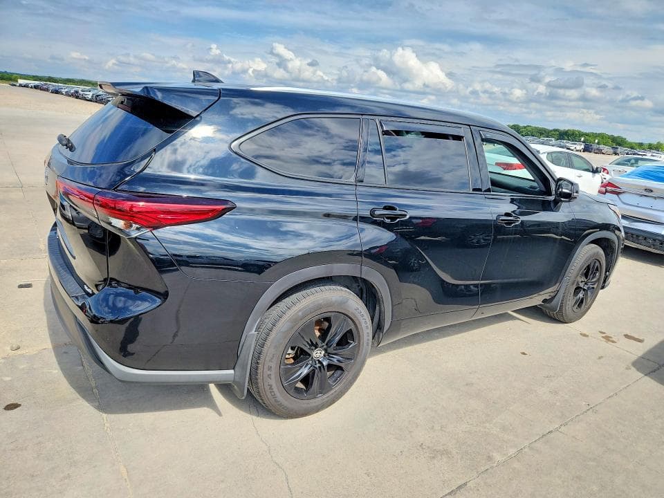 2020 TOYOTA HIGHLANDER XLE XLE 3