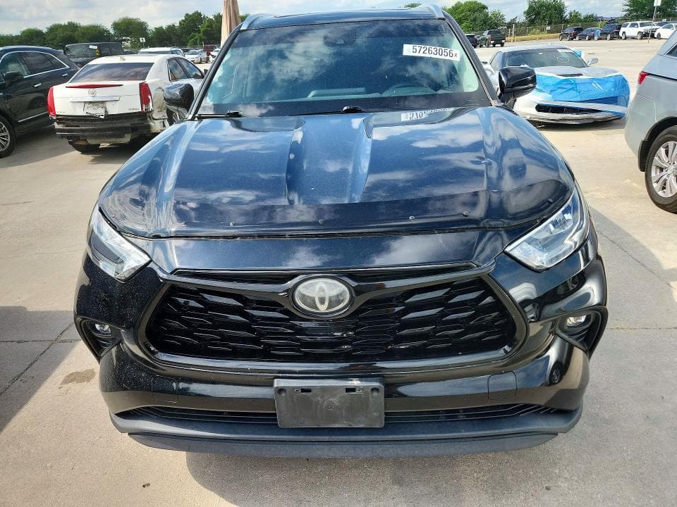 2020 TOYOTA HIGHLANDER XLE XLE 5