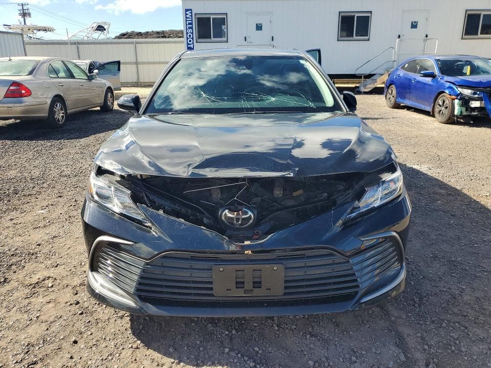 2022 TOYOTA CAMRY LE LE 5