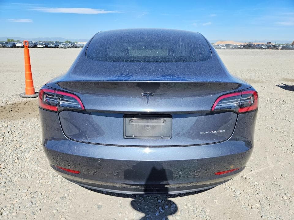 2020 TESLA MODEL 3 6