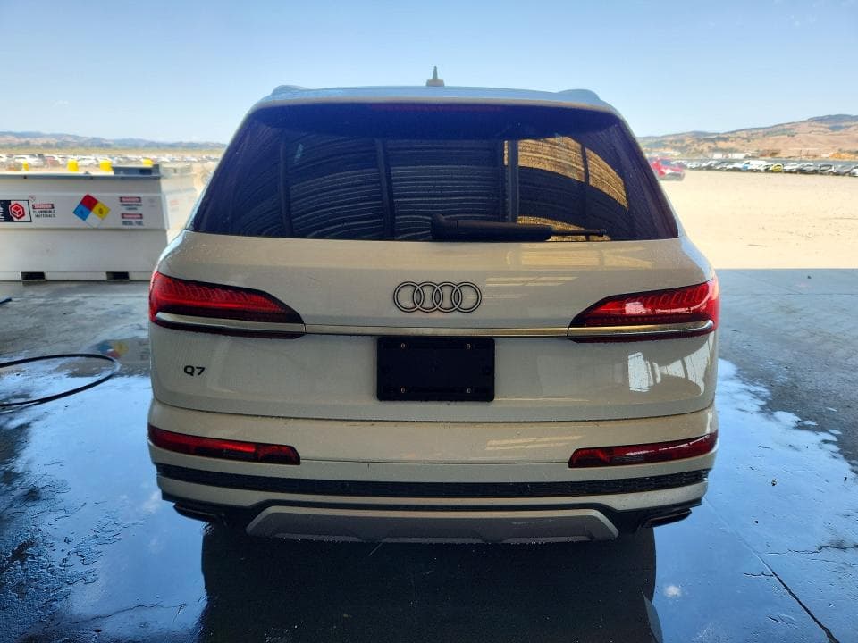 2025 AUDI Q7 6
