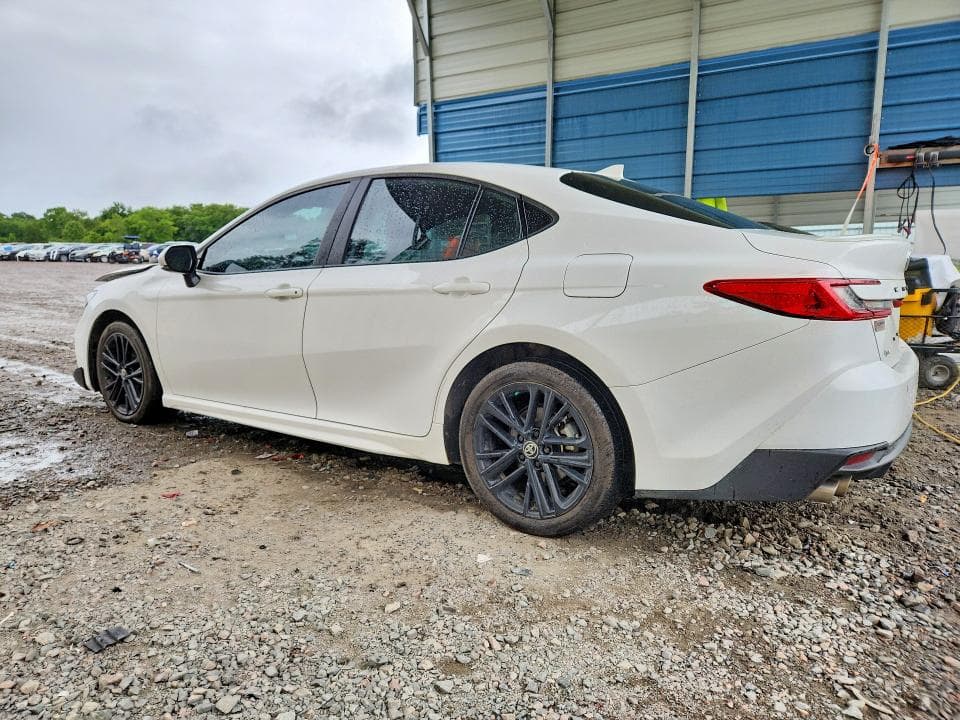 2025 TOYOTA CAMRY SE 2