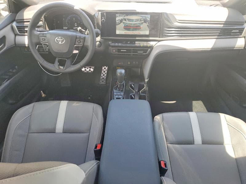 2025 TOYOTA CAMRY SE 8