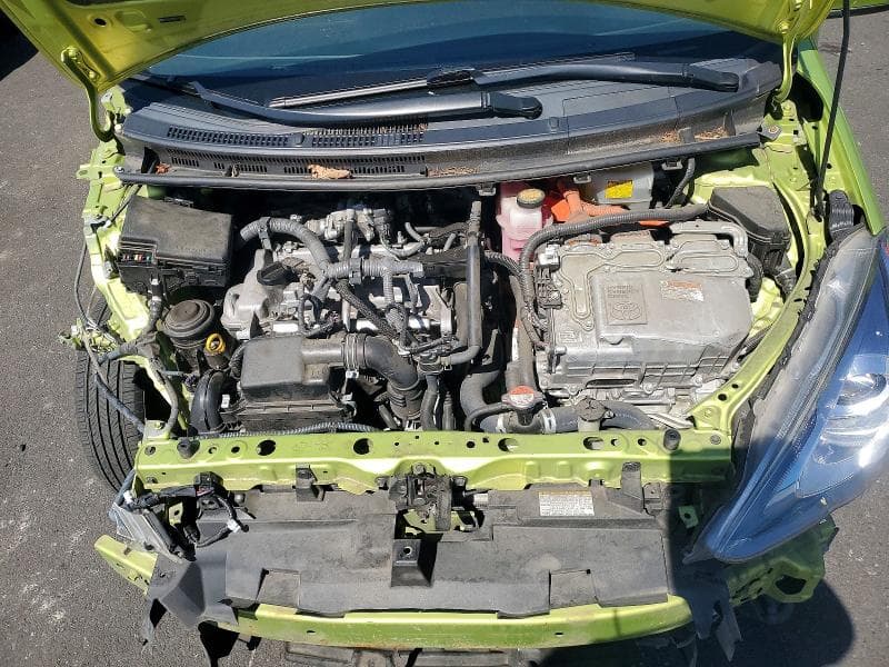 2016 TOYOTA PRIUS C TWO TWO 11