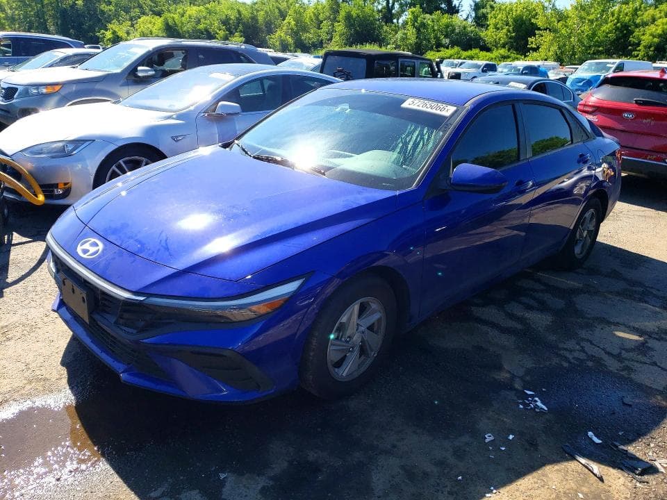 2025 HYUNDAI ELANTRA SE - 1