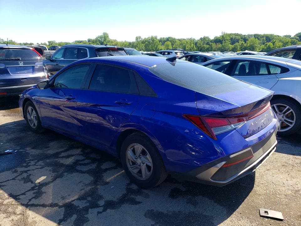 2025 HYUNDAI ELANTRA SE 2