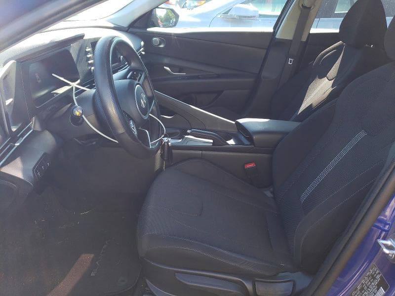 2025 HYUNDAI ELANTRA SE 7