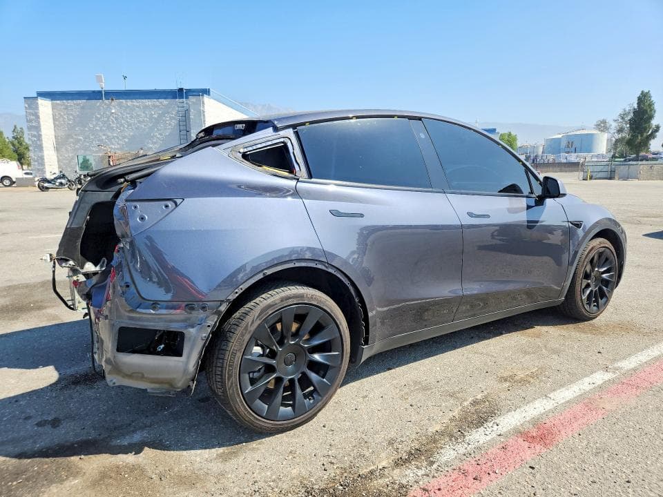 2022 TESLA MODEL Y 3