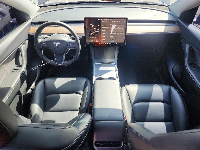 2022 TESLA MODEL Y 8