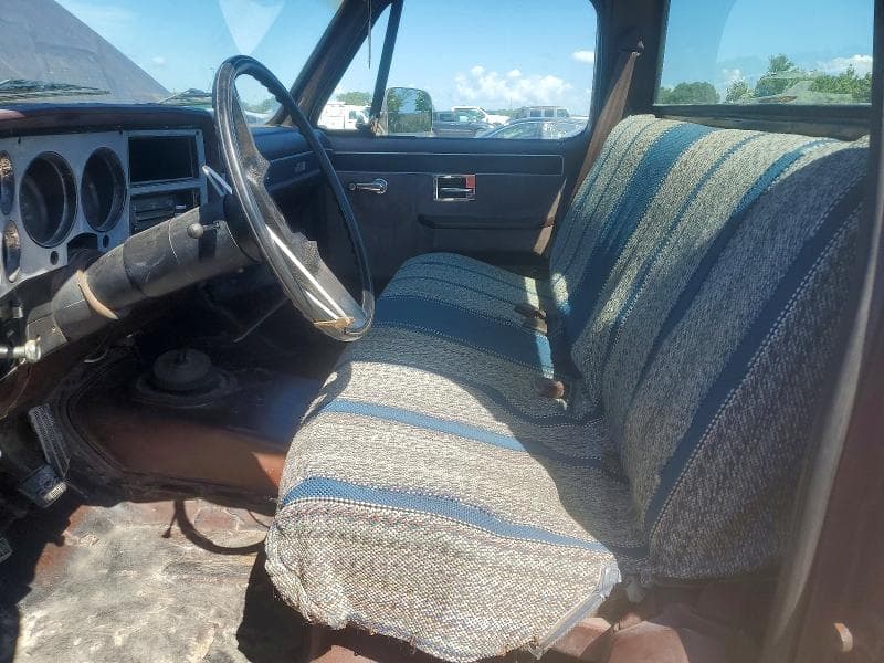 1983 GMC C2500 7