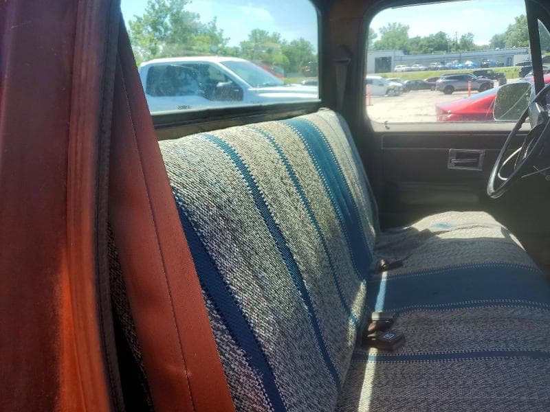 1983 GMC C2500 10