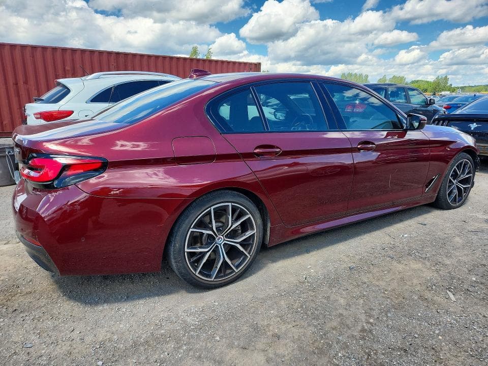 2022 BMW 530 XI 3