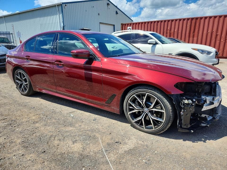 2022 BMW 530 XI 4