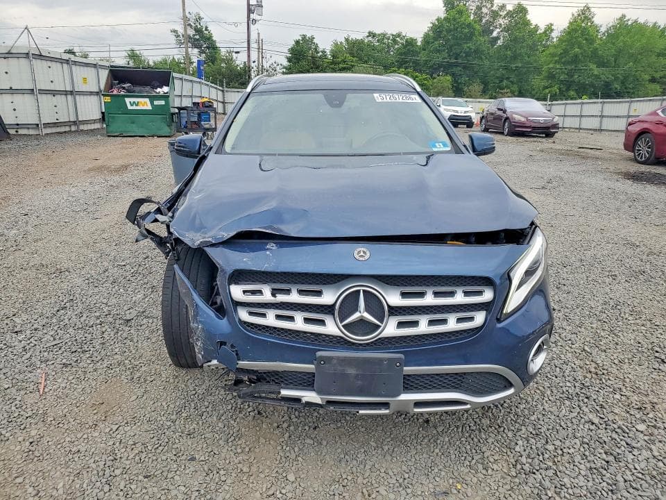 2020 MERCEDES-BENZ GLA 250 4MATIC 5