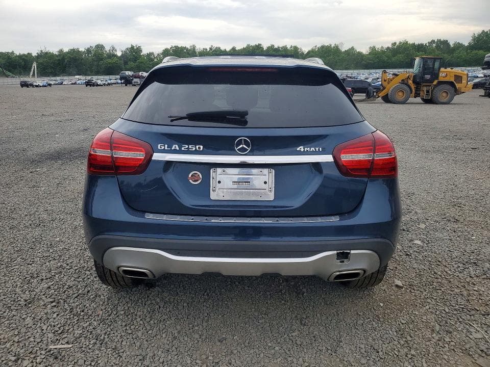 2020 MERCEDES-BENZ GLA 250 4MATIC 6