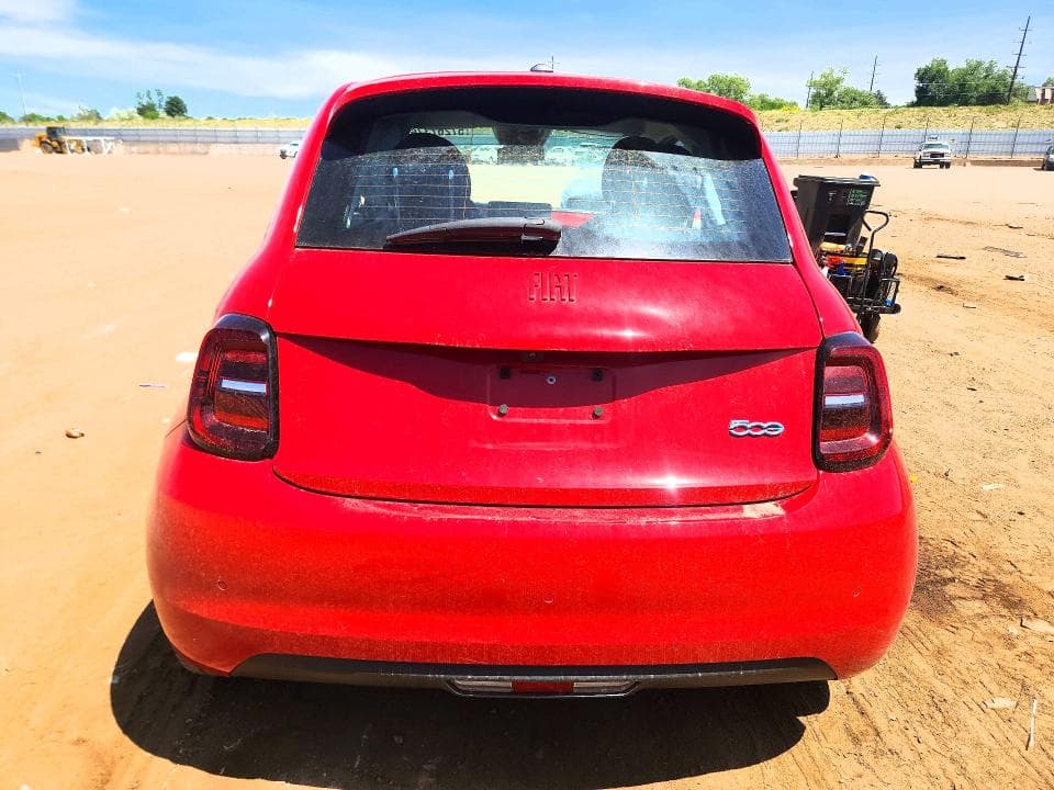 2024 FIAT 500 E RED 6